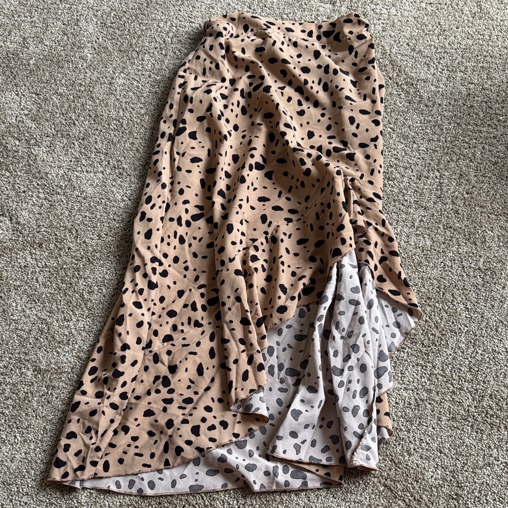 Stylish High-Low Leopard Print Skirt